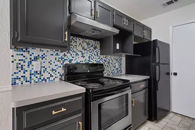 2907 Pearl Street #102, Austin, TX 78705 - Photo 8