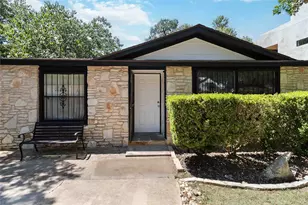 1002 Walter St, Austin, TX 78702 - Photo 4