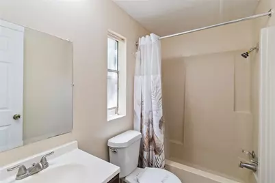 1002 Walter Street, Austin, TX 78702 - Photo 16