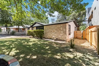 1002 Walter Street, Austin, TX 78702 - Photo 6
