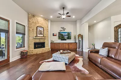 1995 County Road 103, Georgetown, TX 78626 - Photo 10