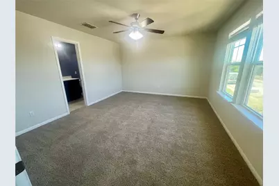 302 Mossycup Drive, San Marcos, TX 78666 - Photo 6