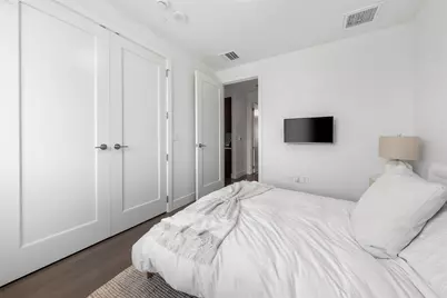 222 West Avenue #2910, Austin, TX 78701 - Photo 16