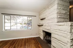 2910 Hampton Rd, Austin, TX 78705 - Photo 8