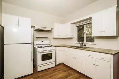2910 Hampton Road, Austin, TX 78705 - Photo 12