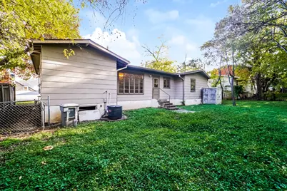 2910 Hampton Road, Austin, TX 78705 - Photo 2