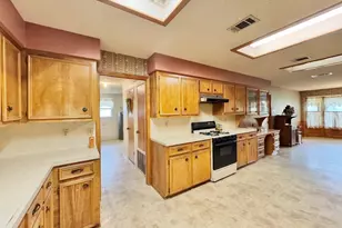 2410 N State Hwy 95 N, Bastrop, TX 78602 - Photo 16
