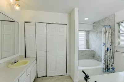 6412 Jennings Drive, Austin, TX 78727 - Photo 8