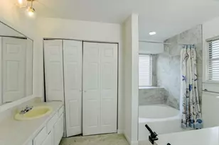 6412 Jennings Dr, Austin, TX 78727 - Photo 8