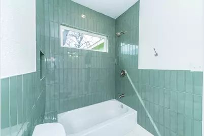 930 W Ridgewood Court, San Antonio, TX 78201 - Photo 20