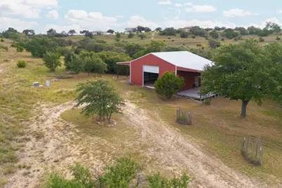 428 Summit Spring Lane, Johnson City, TX 78636 - Photo 2