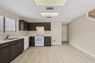 2703 Vinson Ct, Round Rock, TX 78664 - Photo 10