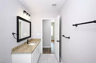 438 Forshage Blvd Blvd, Seguin, TX 78155 - Photo 14