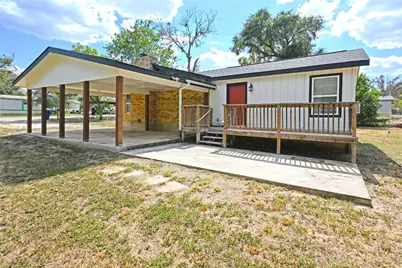 438 Forshage Blvd Boulevard, Seguin, TX 78155 - Photo 2