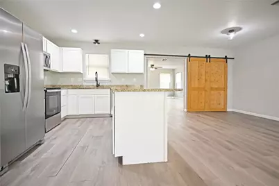 438 Forshage Blvd Boulevard, Seguin, TX 78155 - Photo 6