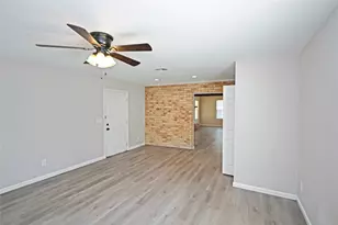 438 Forshage Blvd Blvd, Seguin, TX 78155 - Photo 22