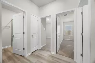 140 Honey Bee Rd, Jarrell, TX 76537 - Photo 22