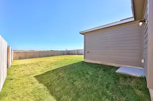 140 Honey Bee Rd, Jarrell, TX 76537 - Photo 30