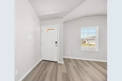 140 Honey Bee Road, Jarrell, TX 76537 - Photo 6