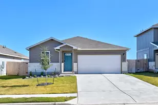 140 Honey Bee Rd, Jarrell, TX 76537 - Photo 2