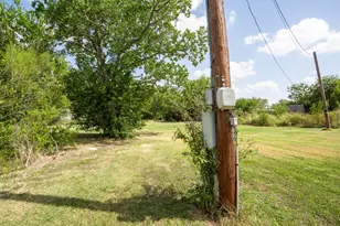 700 W Goforth Rd, Buda, TX 78610 - Photo 14