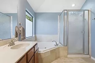 104 Cowal Dr N, Briarcliff, TX 78669 - Photo 18
