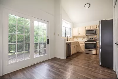 11513 Juniper Ridge Drive, Austin, TX 78759 - Photo 6
