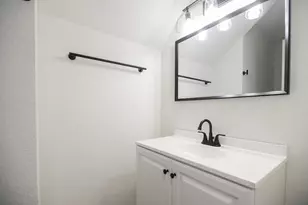 11513 Juniper Ridge Dr, Austin, TX 78759 - Photo 14