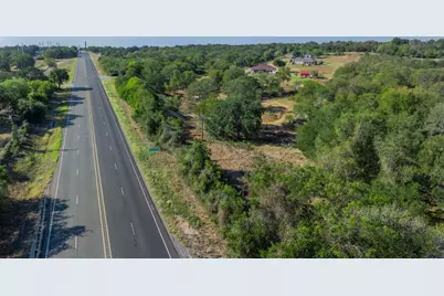 100 Westwood Road, Lockhart, TX 78644 - Photo 12