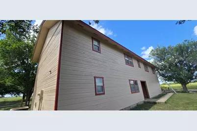 201 930 Par, Taylor, TX 76574 - Photo 6