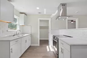 713 Burkett St, Taylor, TX 76574 - Photo 24