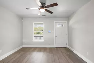 713 Burkett St, Taylor, TX 76574 - Photo 6