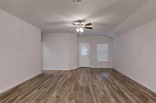 230 Dora Dr, Killeen, TX 76542 - Photo 8