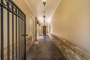 15321 Interlachen Dr, Austin, TX 78717 - Photo 4