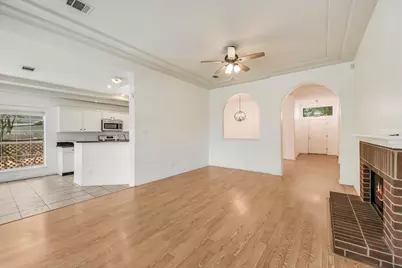 1626 Woods Boulevard, Round Rock, TX 78681 - Photo 6