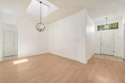 1626 Woods Boulevard, Round Rock, TX 78681 - Photo 2