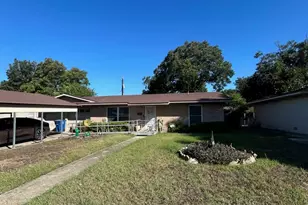 4923 Stoneleigh Dr, San Antonio, TX 78220 - Photo 2