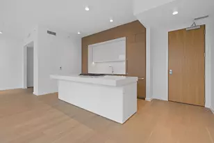 313 W 17th St, Austin, TX 78701 - Photo 2