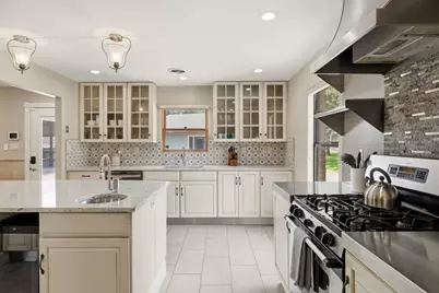 12135 Fitzhugh Road, Austin, TX 78736 - Photo 2
