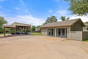 12135 Fitzhugh Rd, Austin, TX 78736 - Photo 16