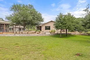 12135 Fitzhugh Rd, Austin, TX 78736 - Photo 26