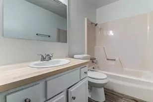 10105 Woodland Village Dr, Austin, TX 78750 - Photo 10