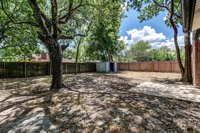 10105 Woodland Village Drive, Austin, TX 78750 - Photo 22