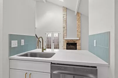 1804 Cinnamon Path, Austin, TX 78704 - Photo 14