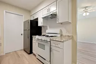 608 Country Aire Dr, Round Rock, TX 78664 - Photo 16