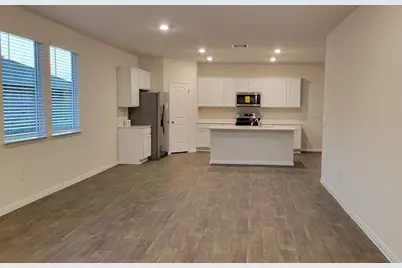 179 Sweetwater Drive, Kyle, TX 78640 - Photo 4