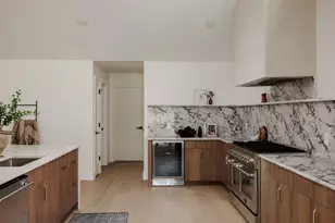 4500 Greystone Dr, Austin, TX 78731 - Photo 16