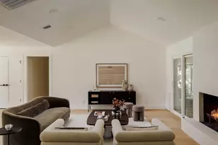 4500 Greystone Dr, Austin, TX 78731 - Photo 12