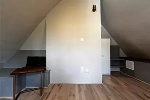 914 E 39th St, Austin, TX 78751 - Photo 26