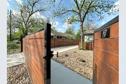 914 E 39th Street #2, Austin, TX 78751 - Photo 2